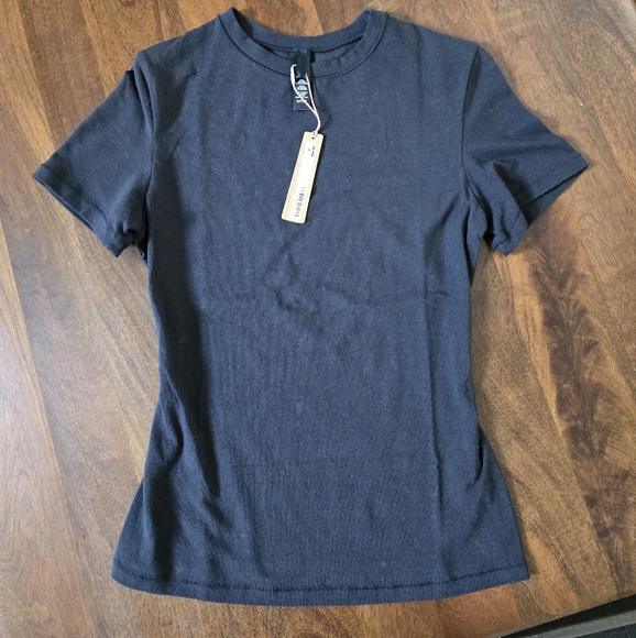 SKIMS Tops - SKIMS Black Cotton Jersey Top